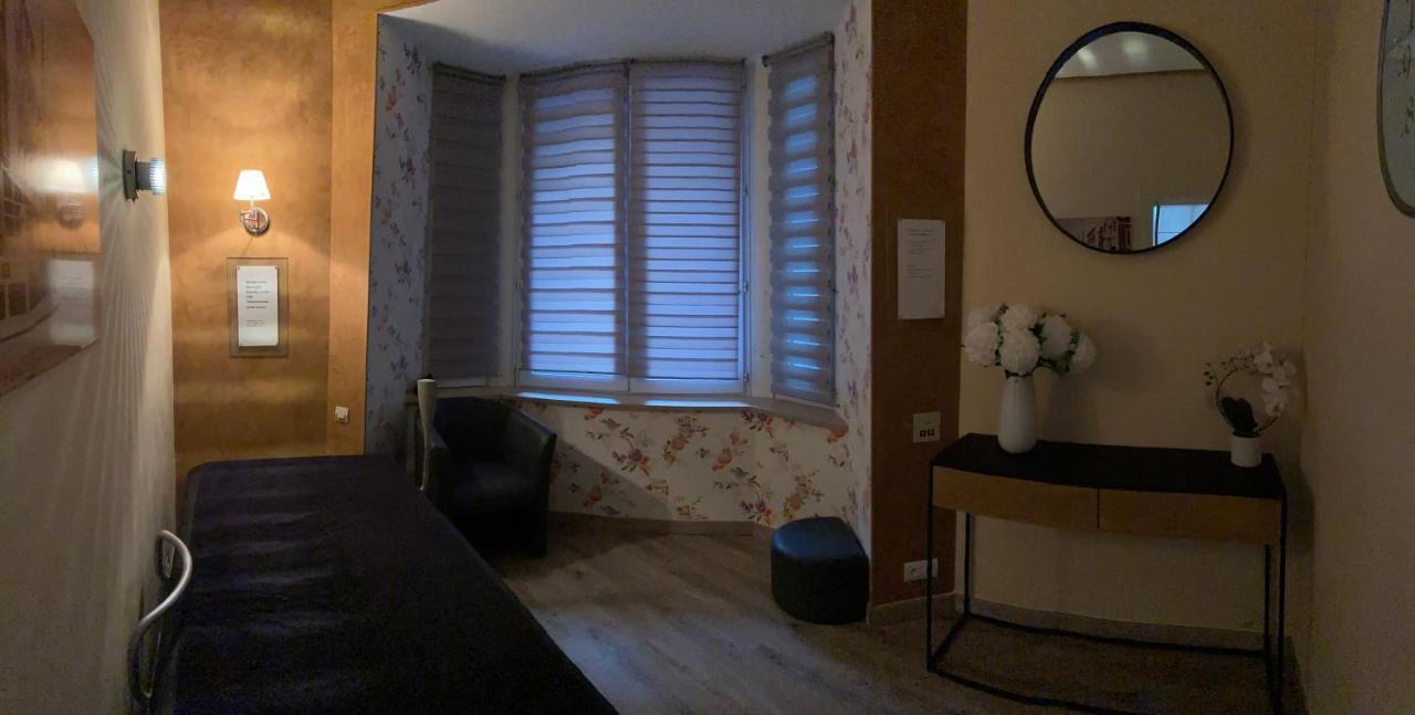 Hotel Calme Des Pins & Spa Les Sables-dʼOlonne Екстериор снимка