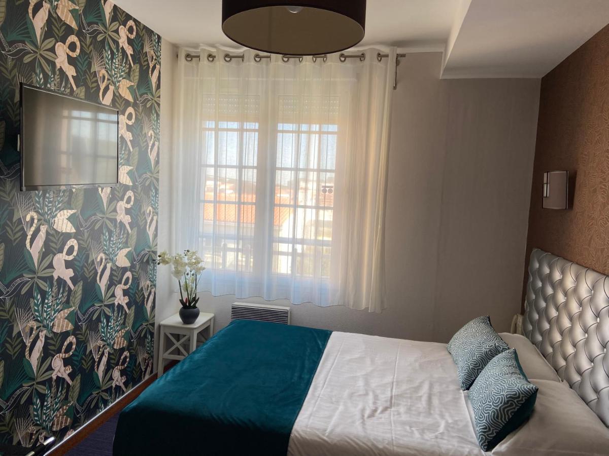 Hotel Calme Des Pins & Spa Les Sables-dʼOlonne Екстериор снимка