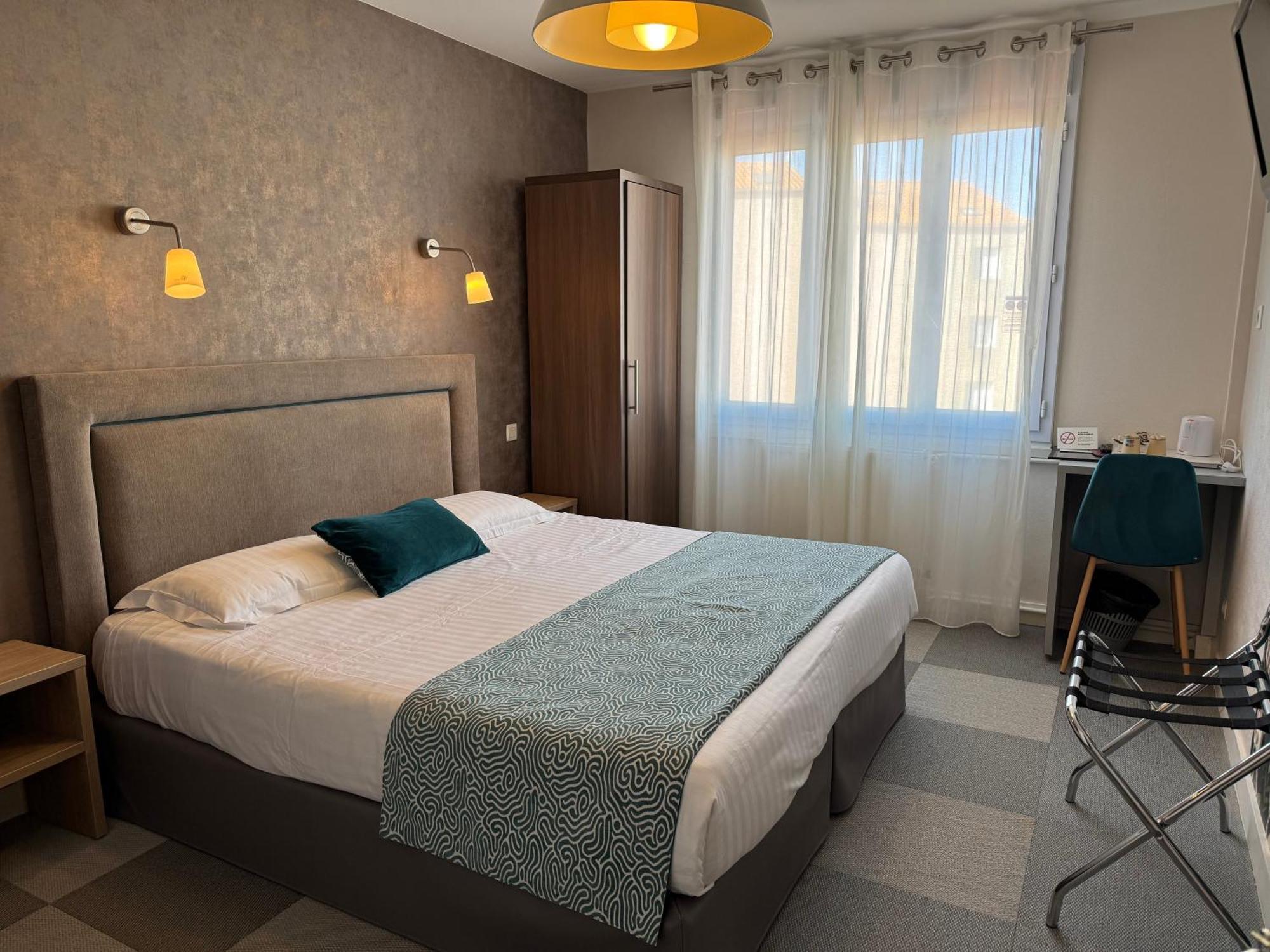 Hotel Calme Des Pins & Spa Les Sables-dʼOlonne Екстериор снимка