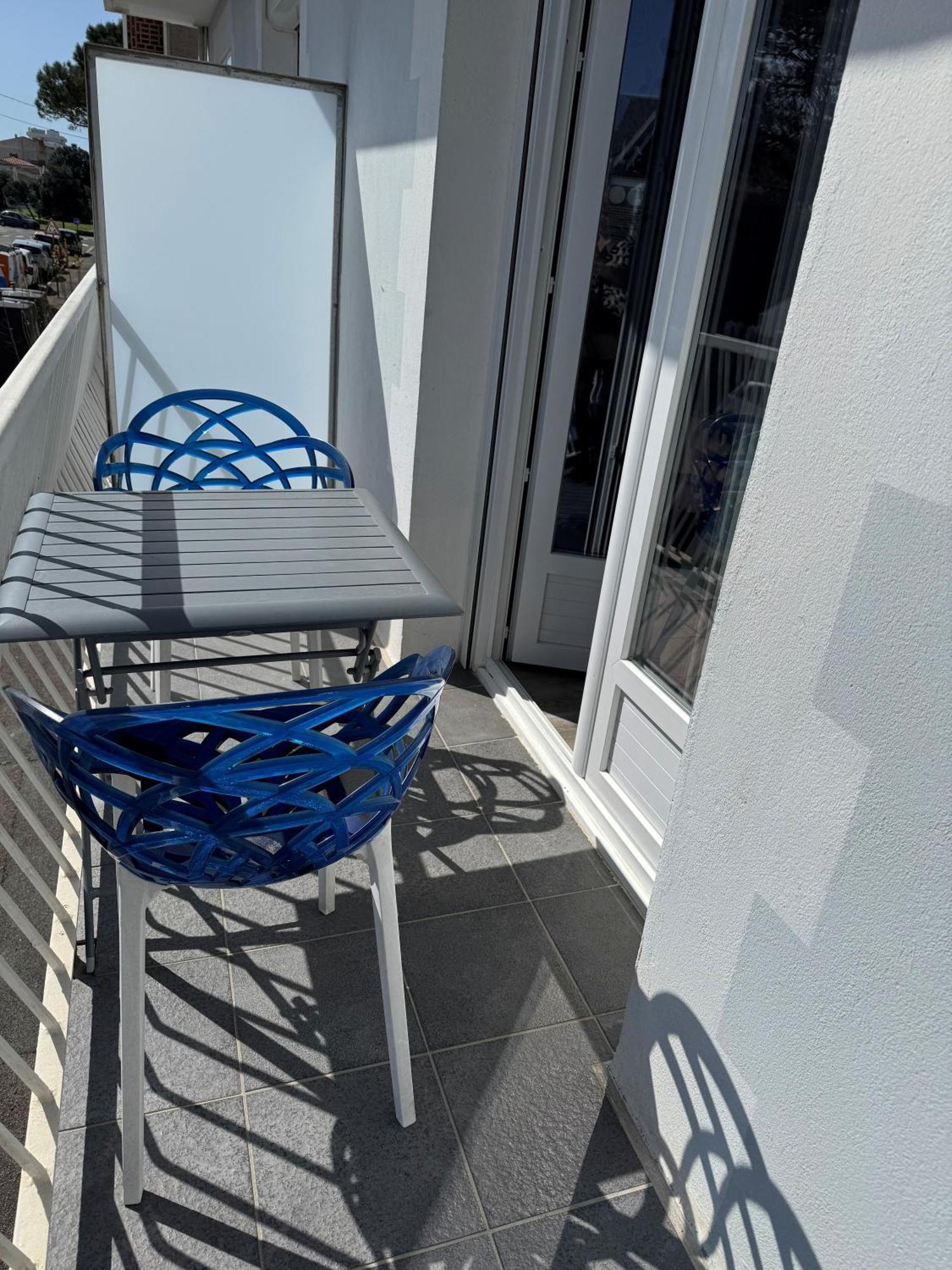 Hotel Calme Des Pins & Spa Les Sables-dʼOlonne Екстериор снимка