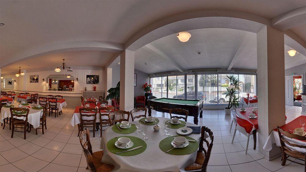 Hotel Calme Des Pins & Spa Les Sables-dʼOlonne Екстериор снимка