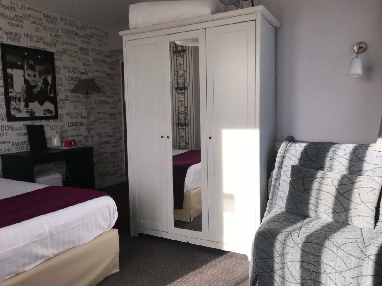 Hotel Calme Des Pins & Spa Les Sables-dʼOlonne Екстериор снимка